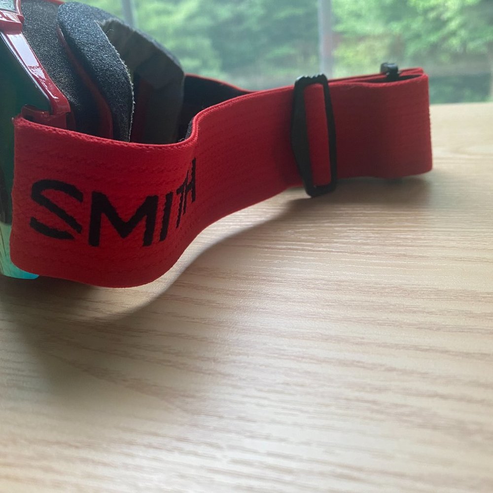 SMITH OPTICS REFLECTIVE SKI GOGGLES - Picture 4 of 9